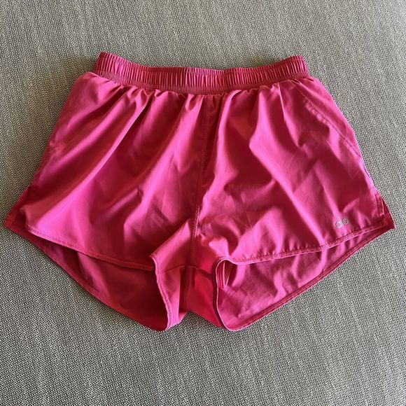 ALO NEON PINK STRIDE RUNNING SHORTS SZ XS/S - Picture 4 of 8